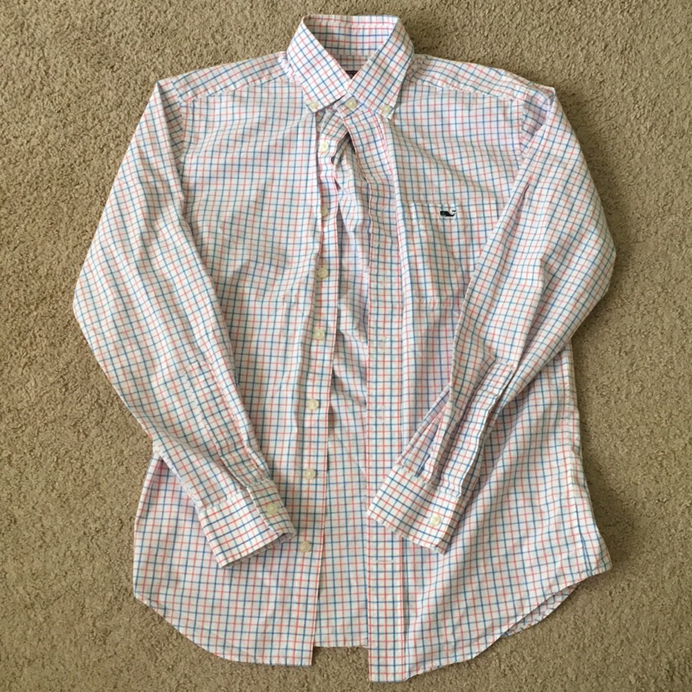 Men’s red white and blue vineyard vines button up